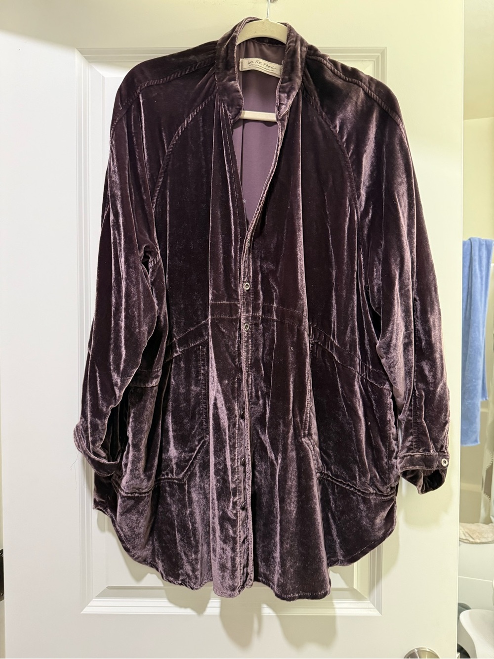 We the Free Summer Daydream Velvet Shirt
Black Raisin